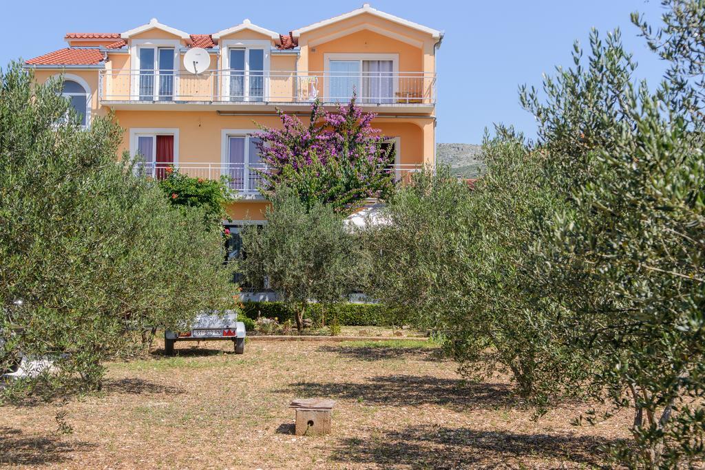 Apartments Grgic Trogir Exteriér fotografie
